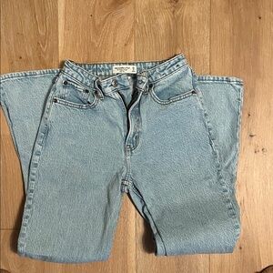 Abercrombie Curve Love Straight Leg Jeans